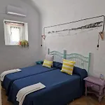 בית הארחה Socaire Conil 3*
